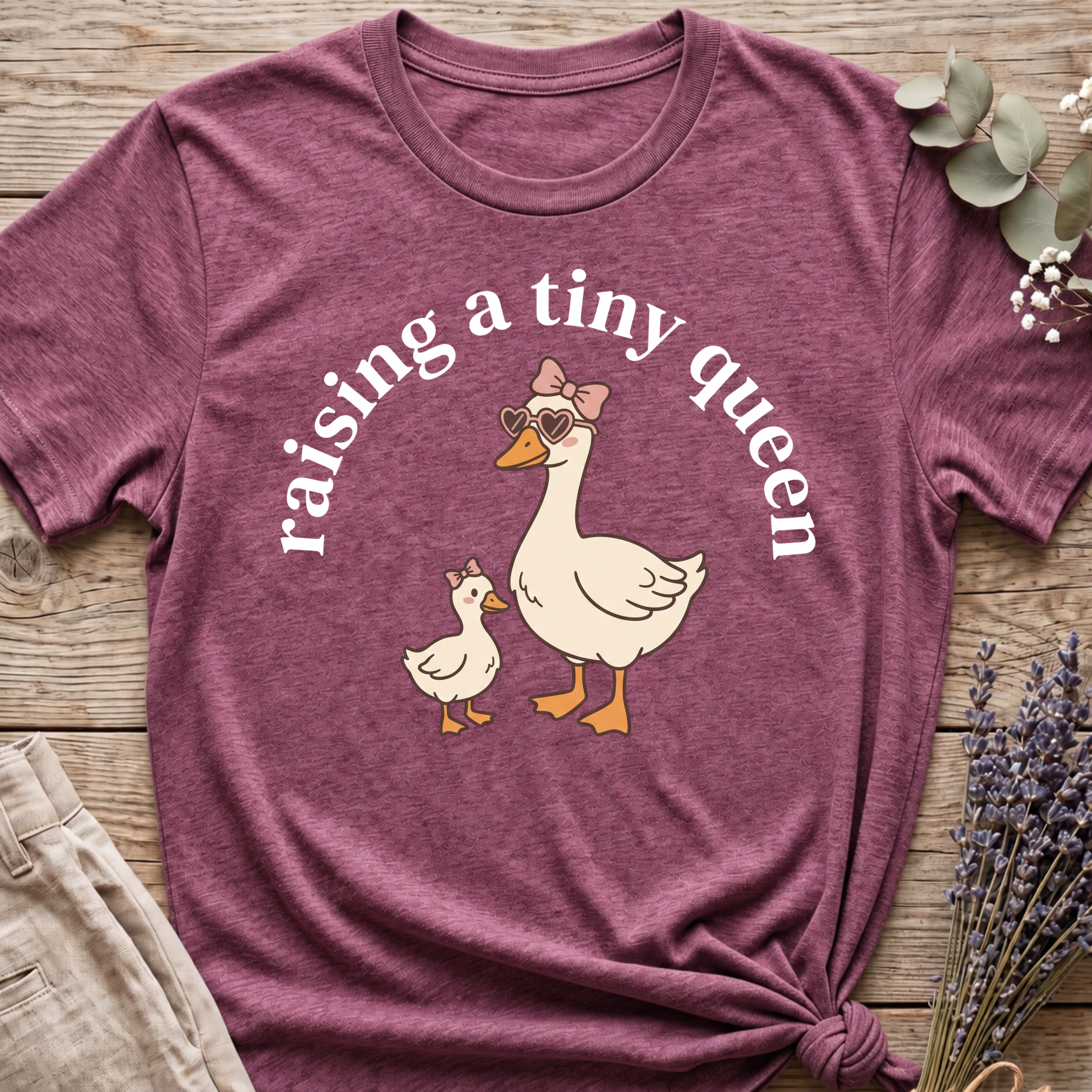 Tiny Queen T-shirt