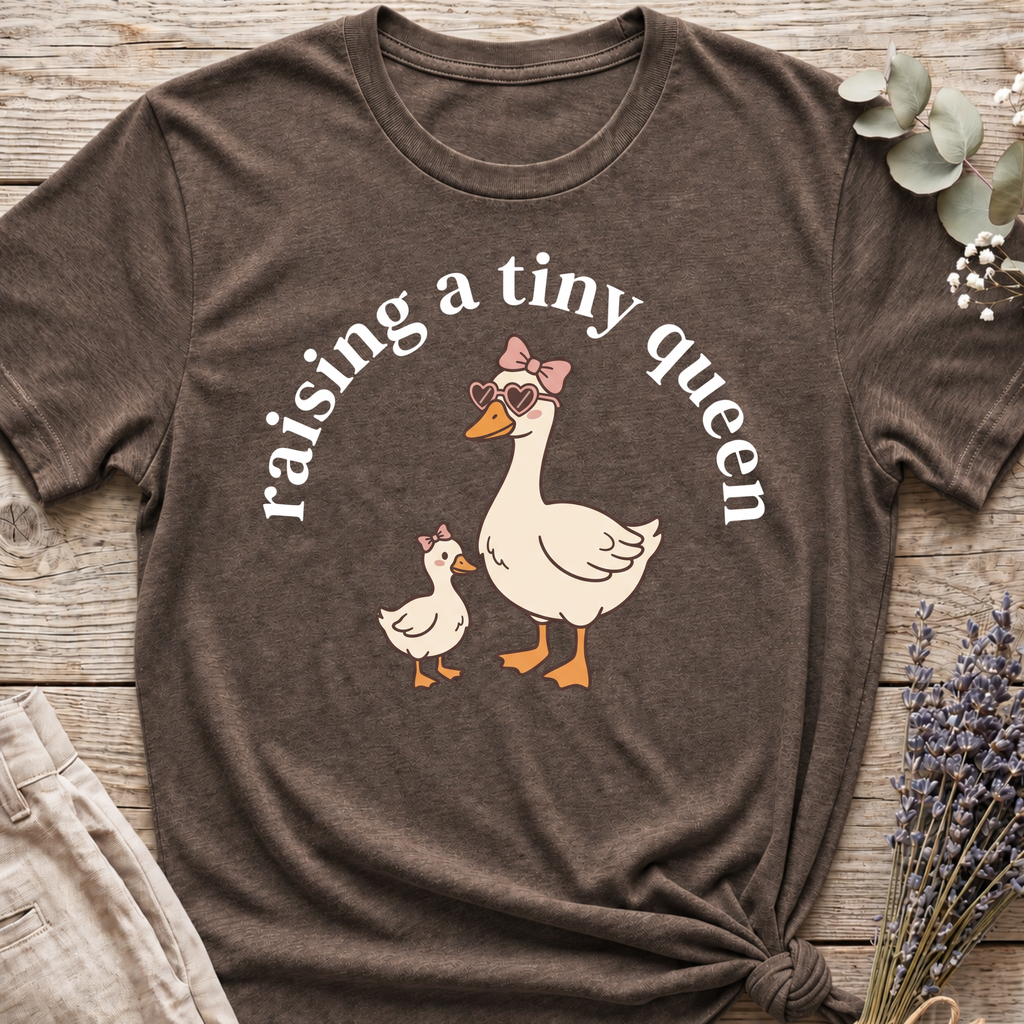 Tiny Queen T-shirt