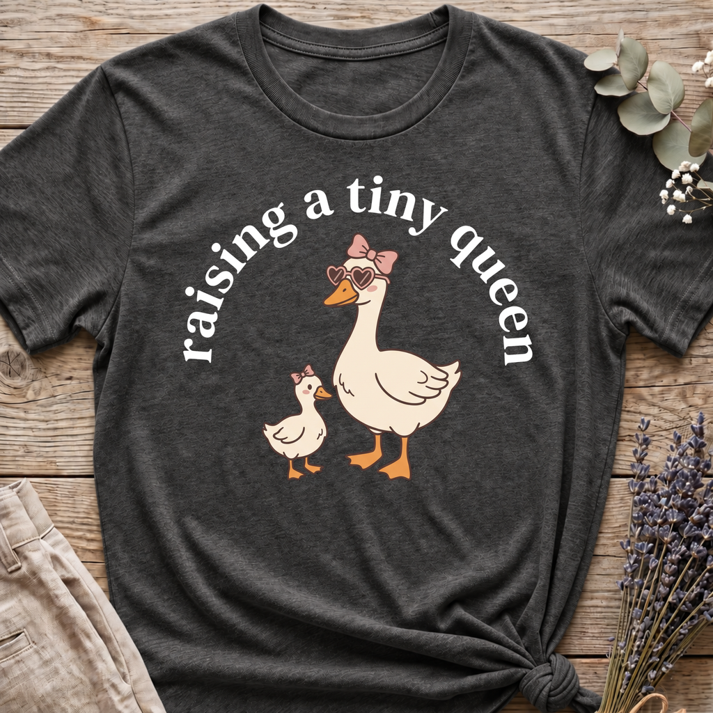 Tiny Queen T-shirt