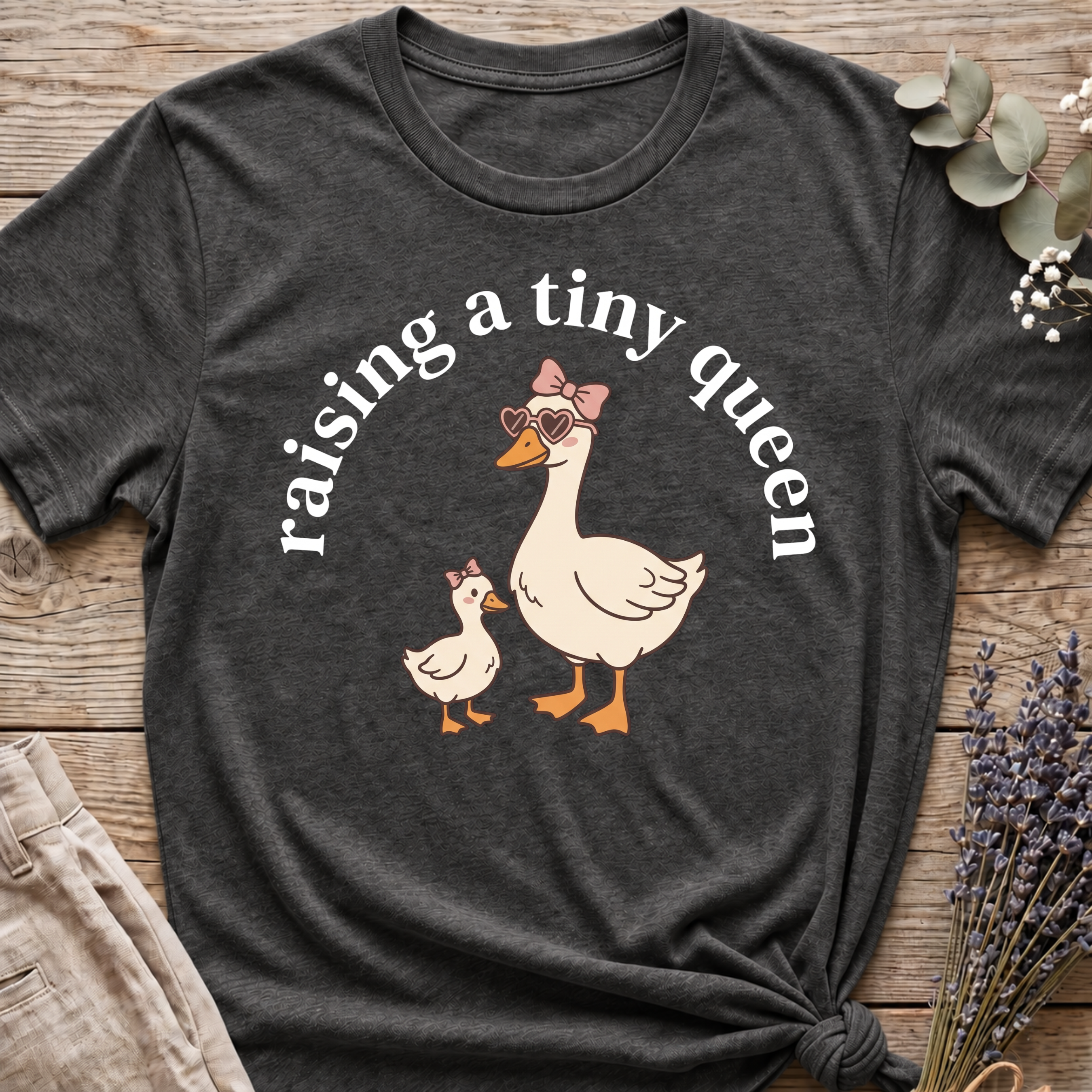 Tiny Queen T-shirt